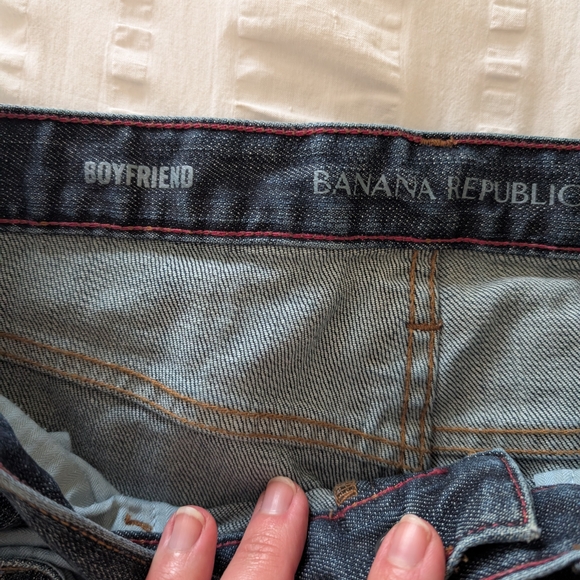 Banana Republic Blue Boyfriend Jeans Relaxed Fit - Picture 3 of 4
